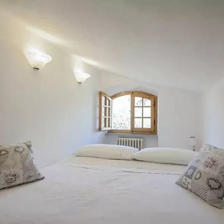 Casa White Frühstückspension 3*